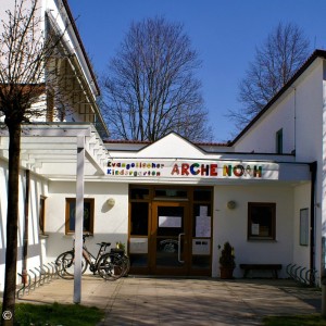 Eingang Kindergarten Arche Noah Gröbenzell
